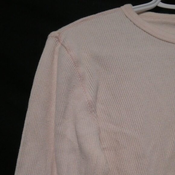 GAP | medium | Light Pink | Ribbed Long Sleeve Crew Neck Shirt - Picture 2 of 16